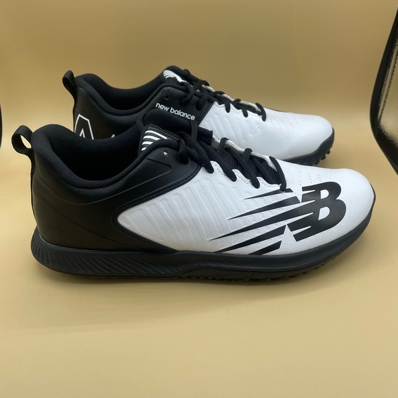 Sz 10 New Balance Women FuelCell FUSE v3 Turf Trainer Wht/Blk Softball Shoe NEW - Picture 3 of 9